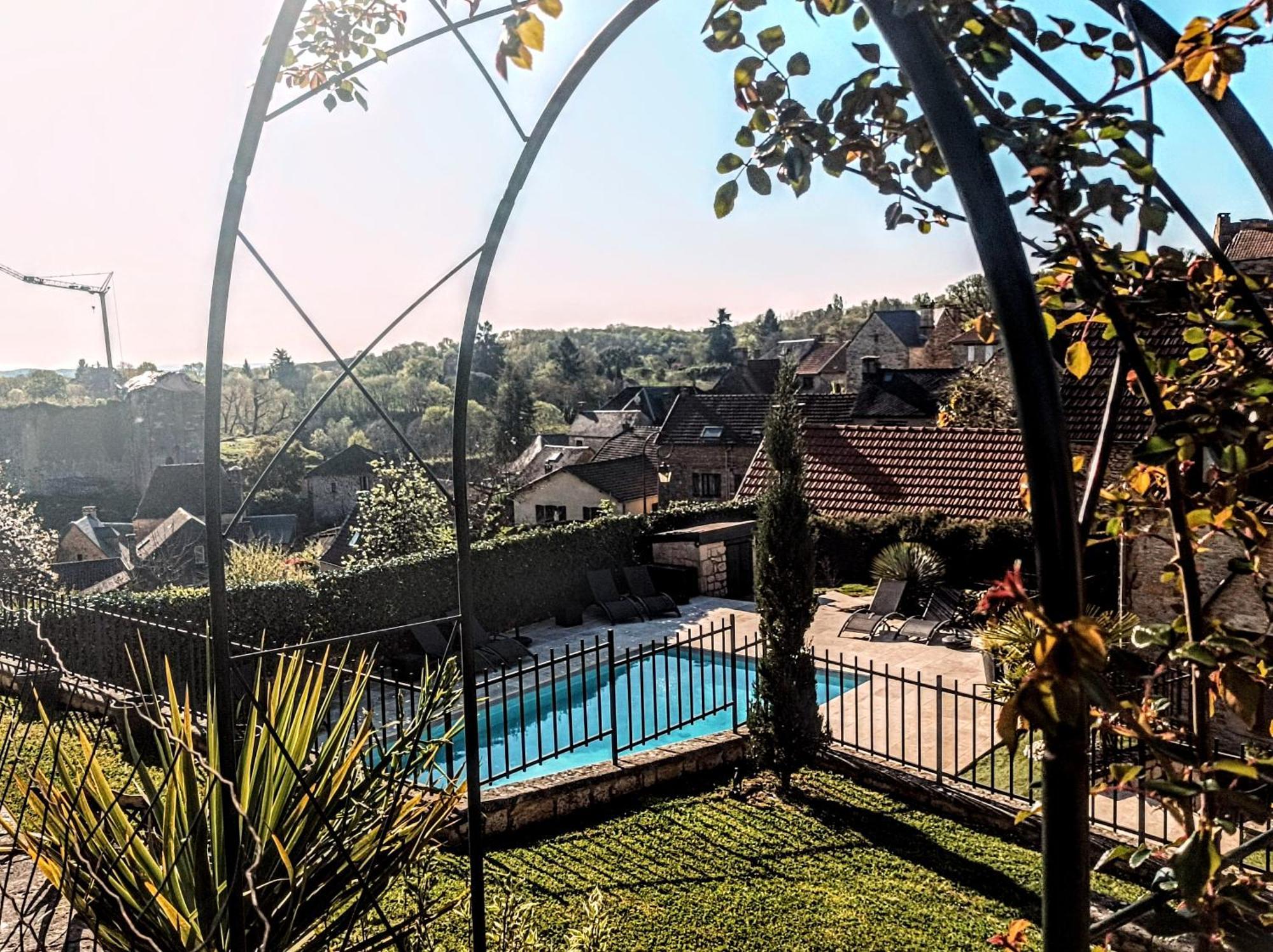 Le Clos De La Musardise - Gites De Charme Avec Piscine Chauffee Salignac Eyvigues Zewnętrze zdjęcie